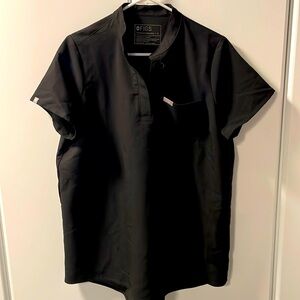 FIGS Kitale Maternity 2.0 Scrub Top for Women in BLACK